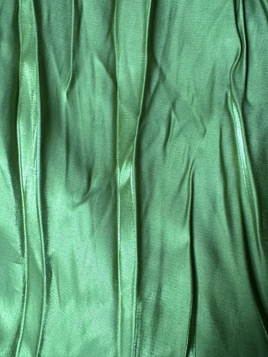 Продам тюли 2 штуки красивые