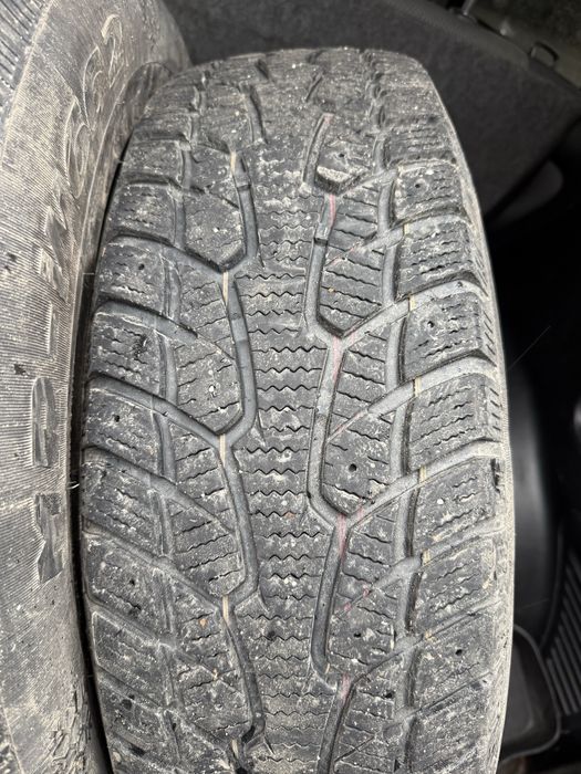 Гуми 215 70 16 дот 2019