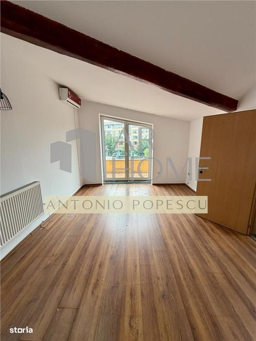 Spatiu comercial  stradal S+P+1+M, ultracentral, Ploiesti.