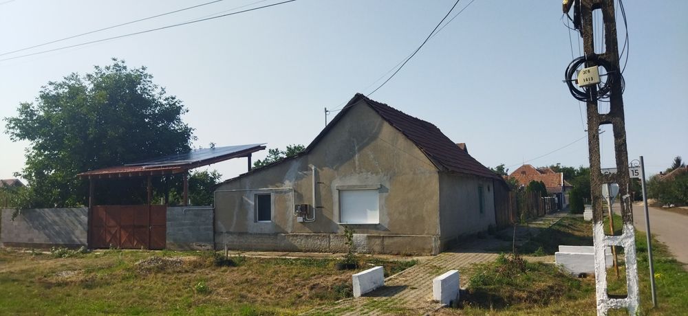 Casa autonoma energetic la 10min de molul din Arad