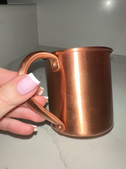 Медна чаша за вода