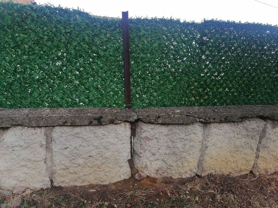 Дялан камък на плочи