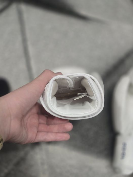 Боксёрские перчатки world boxing размер 10-oz