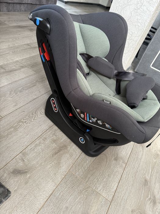 Продам автокресло
