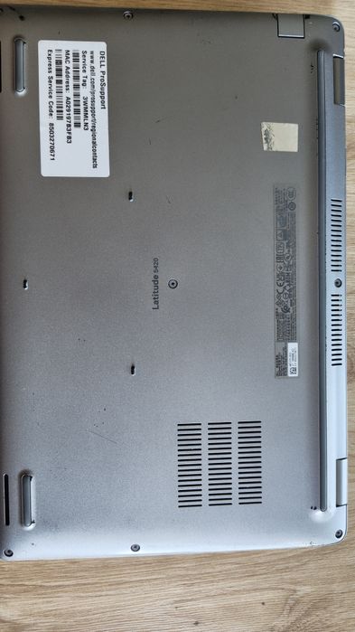 Лаптоп Dell Latitude 5420 - i5-1145G7, 16GB RAM, 512GB SSD