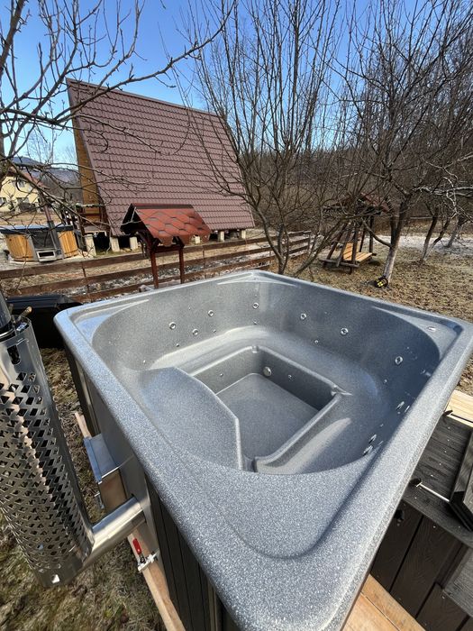 Ciubăr Jacuzzi granit