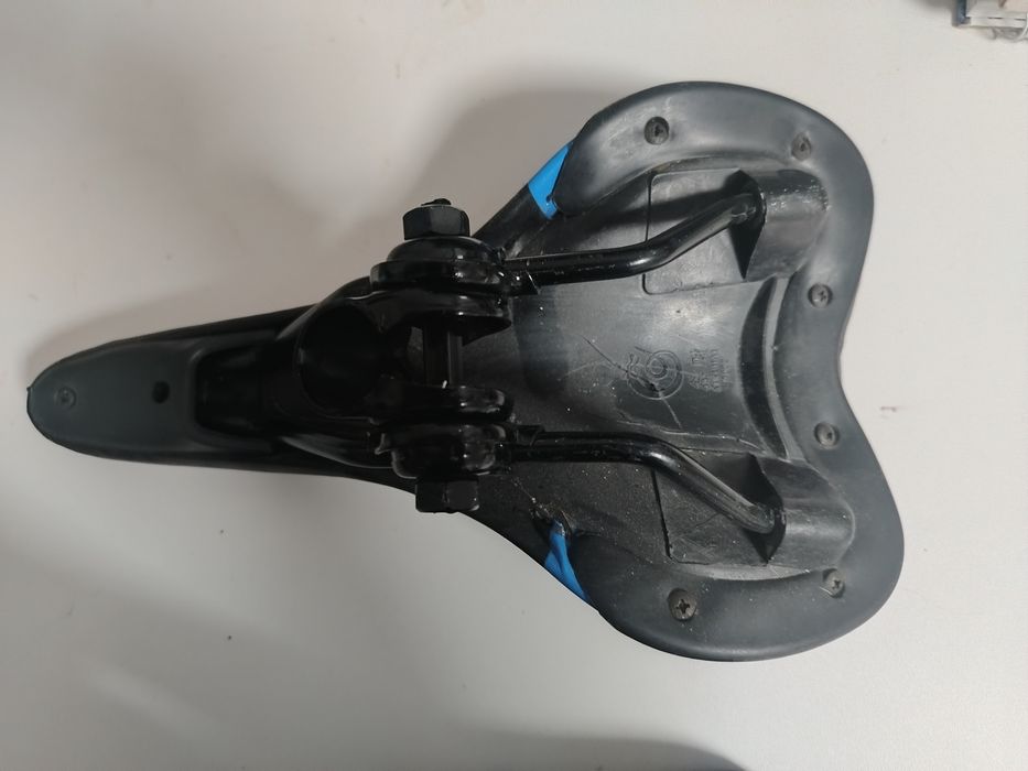 Седла велосипедные