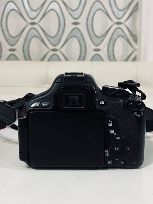 Canon 600d фотоаппарат