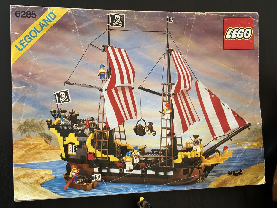 Lego 6285 Black Seas Barracuda