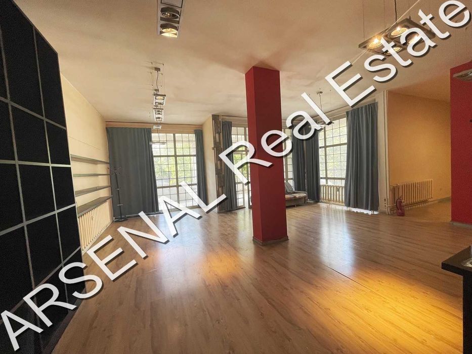 Дава се под наем Офис в София, Борово - 210 кв.м за 1000 € - Снимка #1