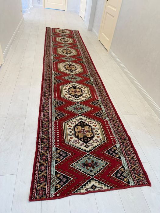 Продам ковер, матрас , комод