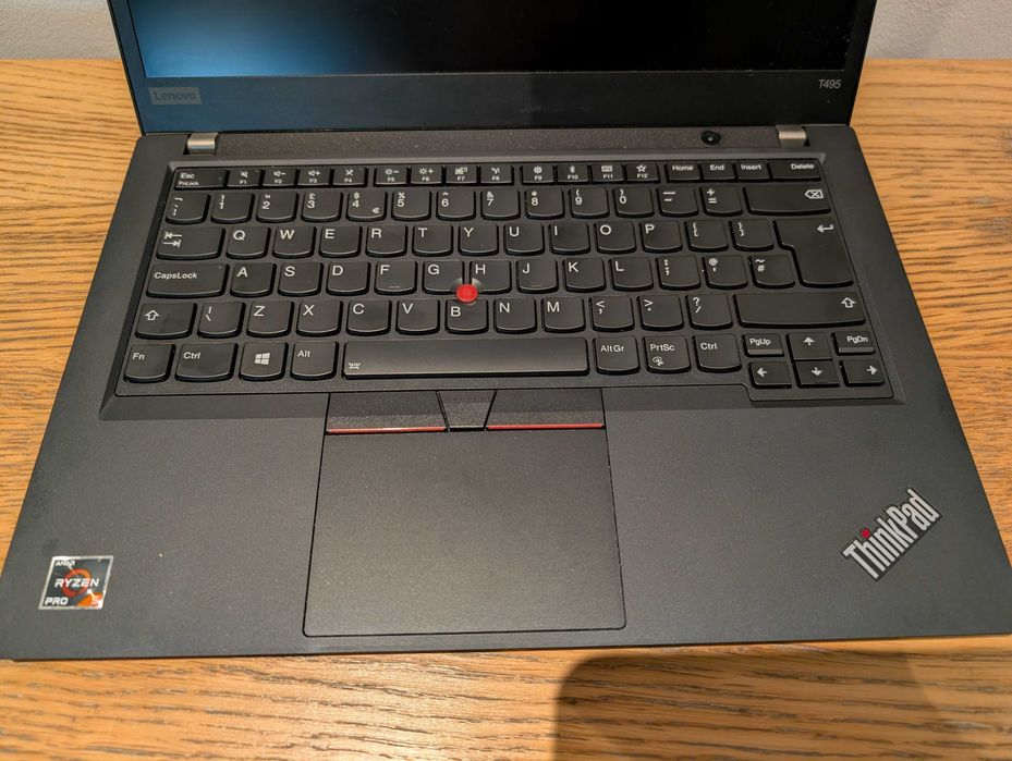 Laptop Lenovo Thinkpad T495 Ryzen 5 3500U 12gb ram 256gb ssd