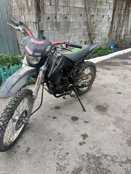 Продам эндуро 06