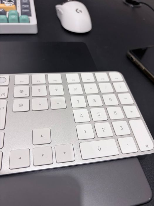 Клавиатура Apple magic keyboard