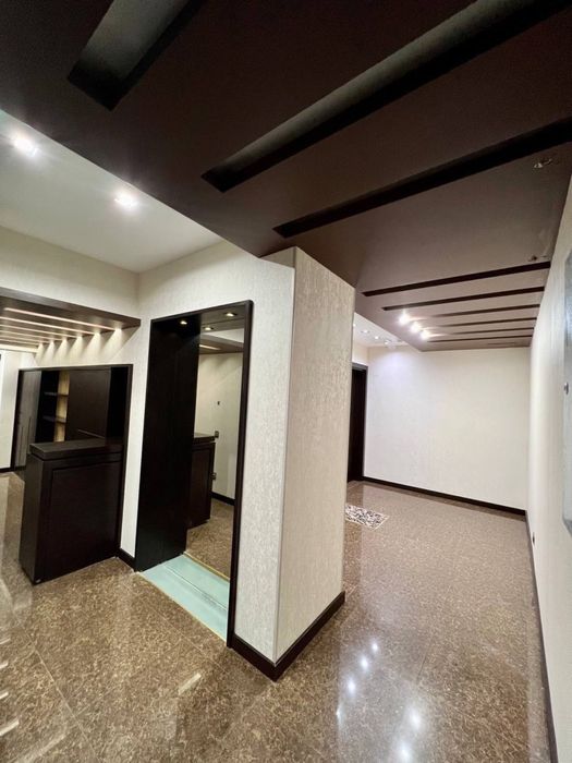 Продается помещение вдоль дороги 480м2 - Яккасарай | парк Бобура