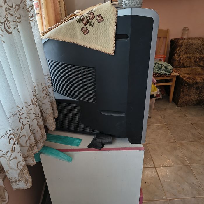 Ретро телевизор Sony Trinitron 29" (KV-29XL71K) + дистанционно и чинчове