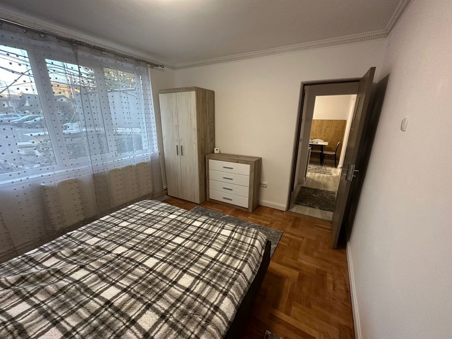 Vand Apartament La Partier 2camere -zona Liceu Stefan-Renovat recent-