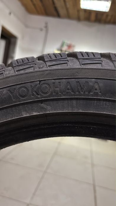 Продам шины Yokohama шипованные