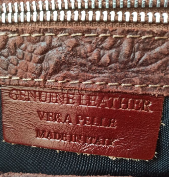 Голяма чанта естествен велур и кожа + подарък