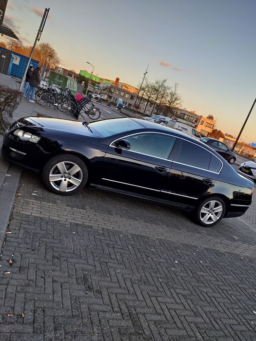 Vând Passat B6 1.9 TDI
