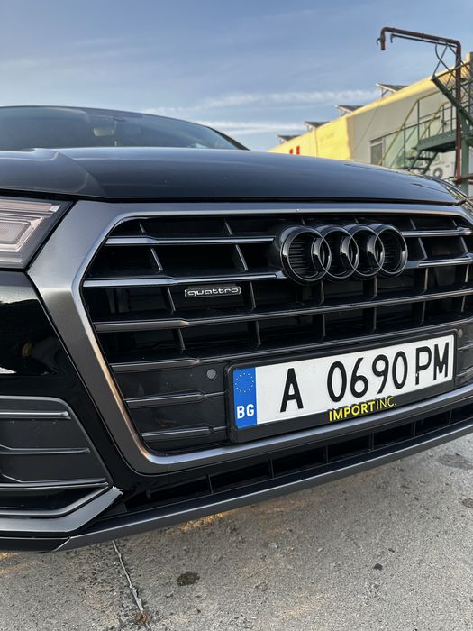 Ауди Q5 2020……………..
