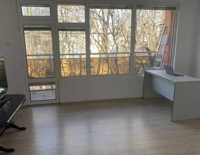 Дава се под наем Тристаен апартамент в Пловдив, Център - 90 кв.м за 443.7 € - Снимка #7