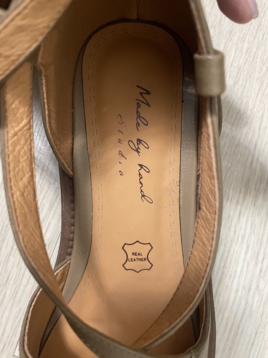 Продам женскую летнюю обувь