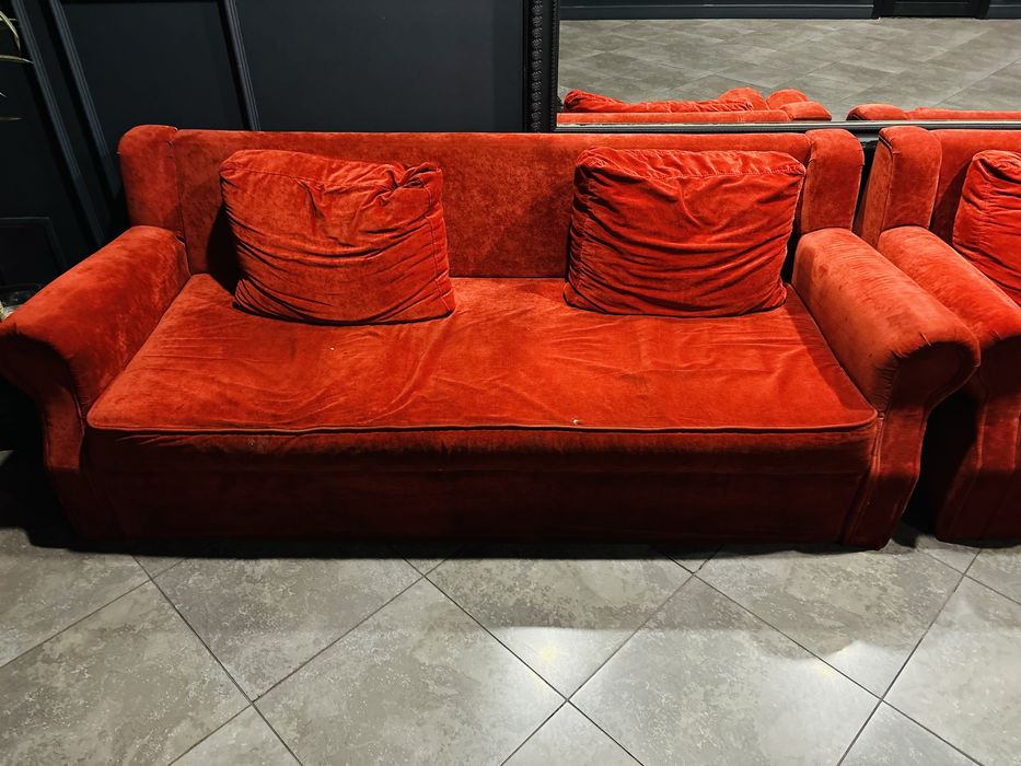 продам диваны. 3 диаана и 2 кресла