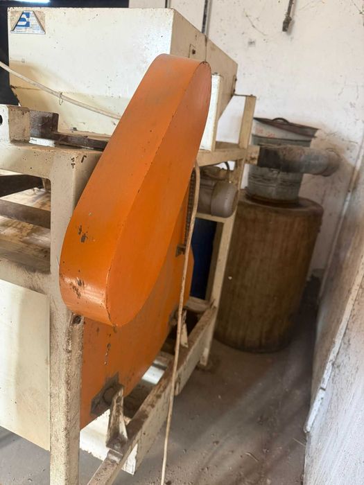 Presa de ulei la rece cu 2 capete si selector de seminte STIMEL