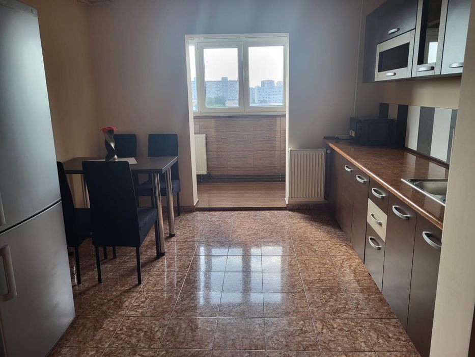Inchiriez apartament cu 2 camere zona Vitan