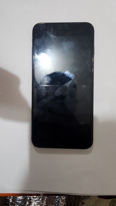 IPhone 7+ icloudga tushgan