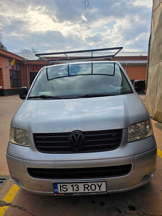 Vând Volkswagen Transporter T5 2008 cutie automata