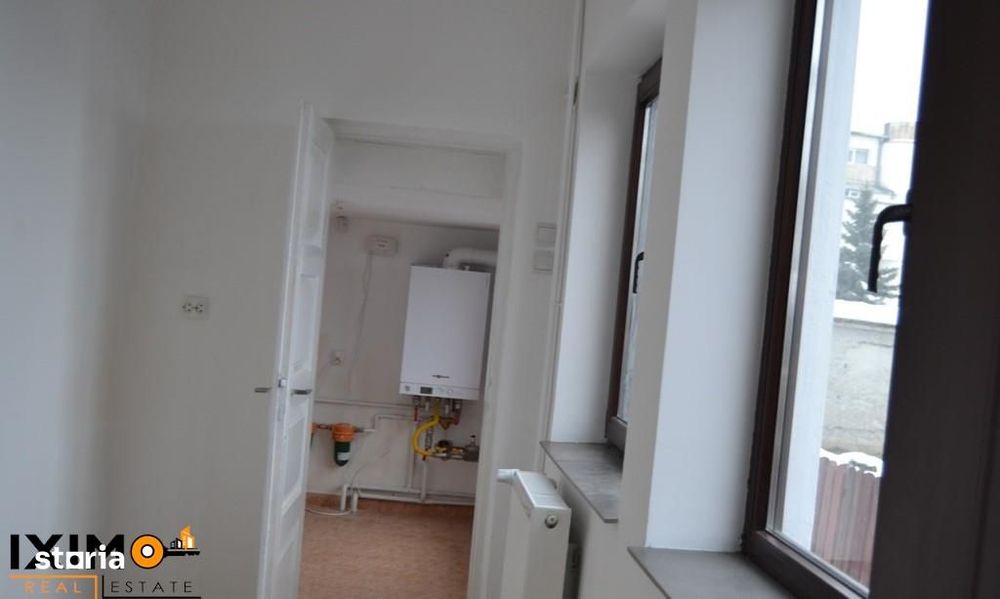 Vila Zona Penny Politie