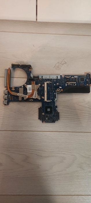 Placa de baza hp8440p i5 perfect funcțională