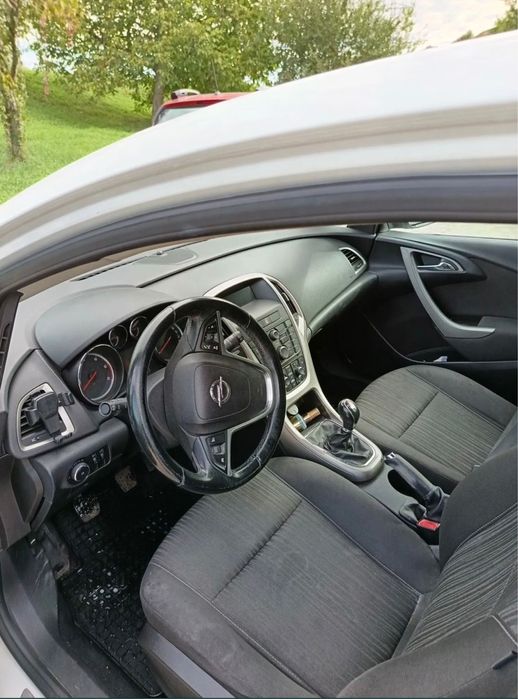 Opel Astra J motor 1.7TDI înmatriculată
