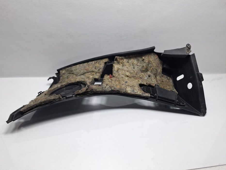 Ornament portbagaj dreapta VOLKSWAGEN NEW BEETLE 9C1, 1C1 1998 - 2010 1.6 1.6 AYD, BFS 1C0129622B