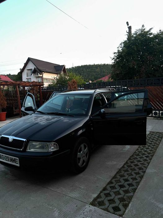 Vand Skoda Octavia 1 an 2003