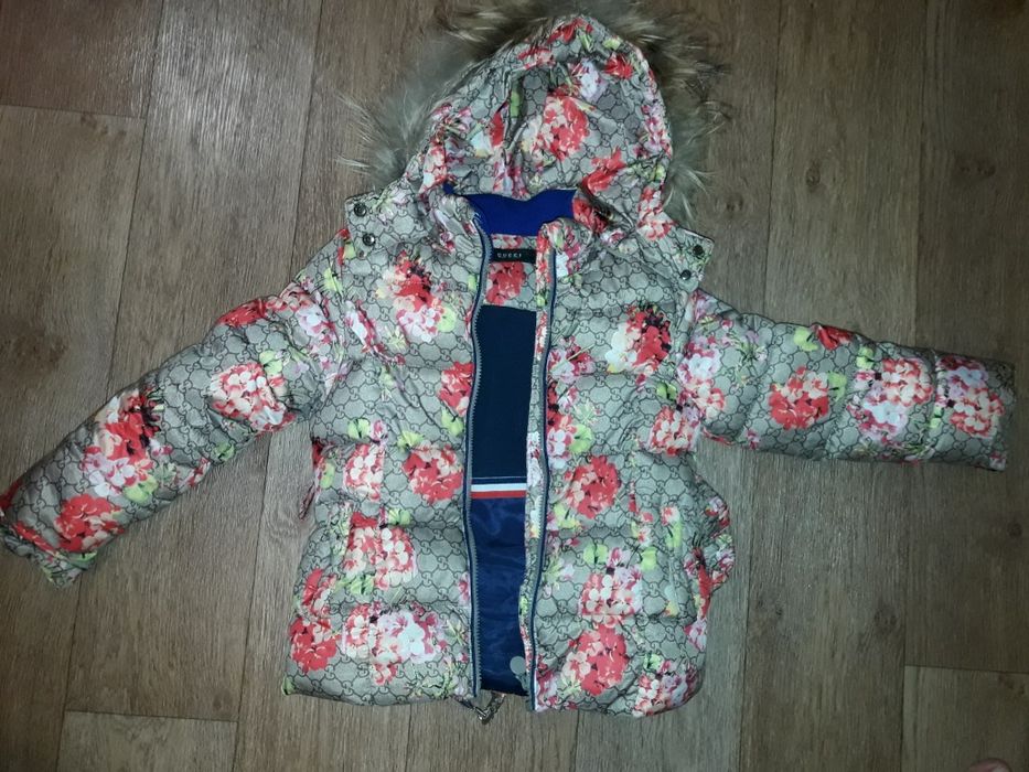 Пуховик на девочку
