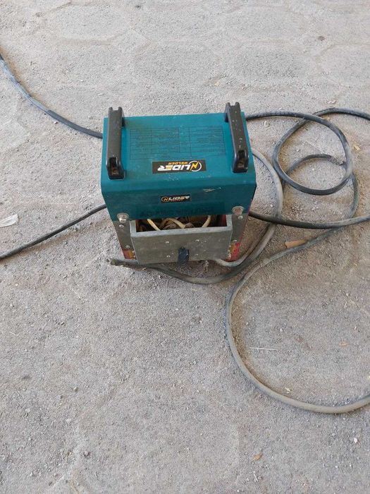 Сварка аппарати сотилади