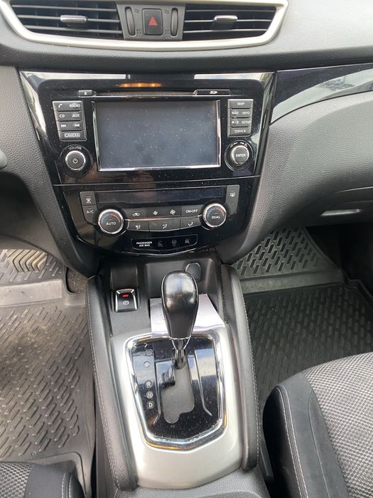 Nissan Qashqai j 11