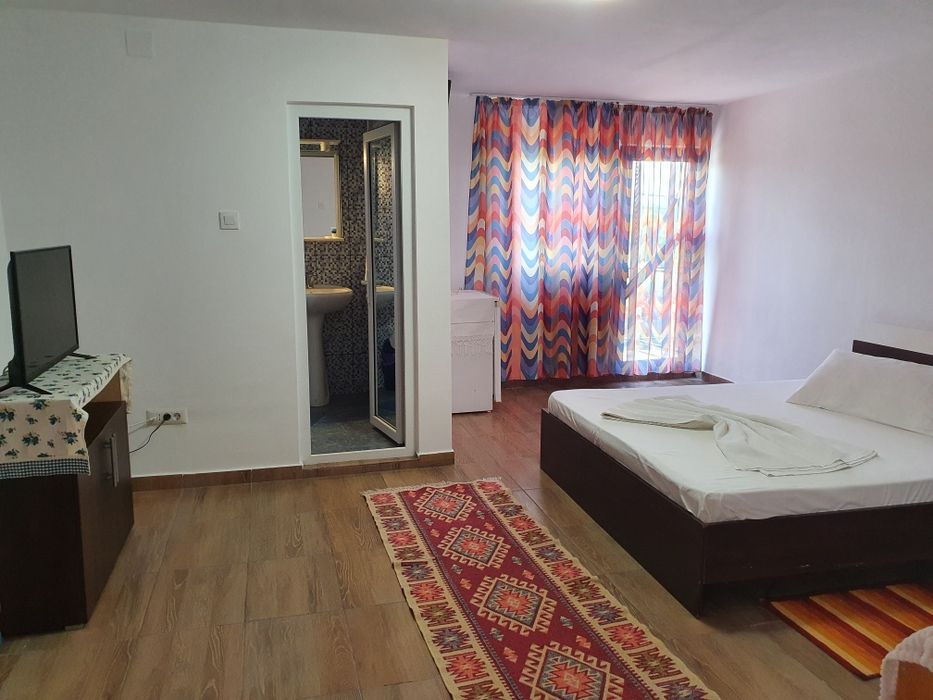 Cazare Costinești/ Camere de închiriat Alex