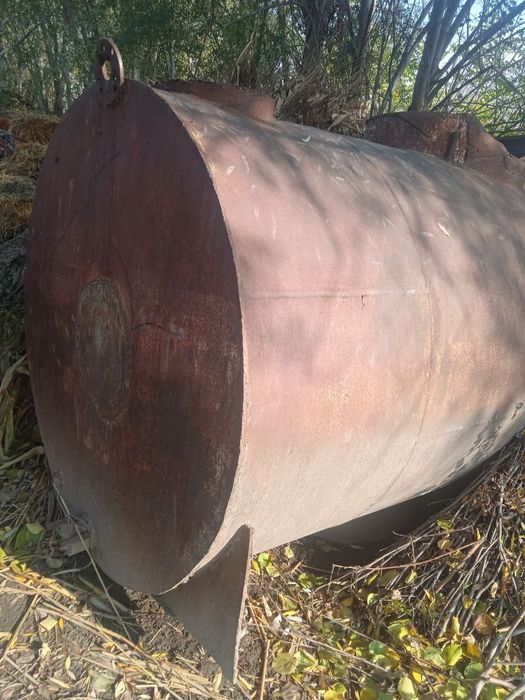 Temir bochka sisterna