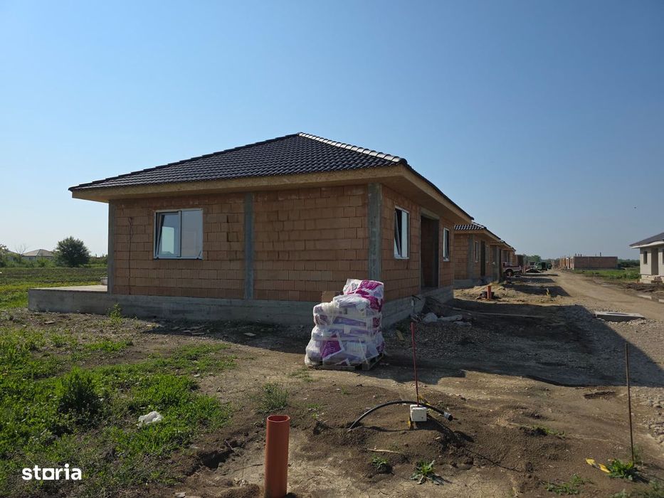 Case NOI TIP PARTER | 3 Dormitoare | Str. Odoreului