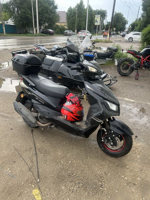Продам скутер м8