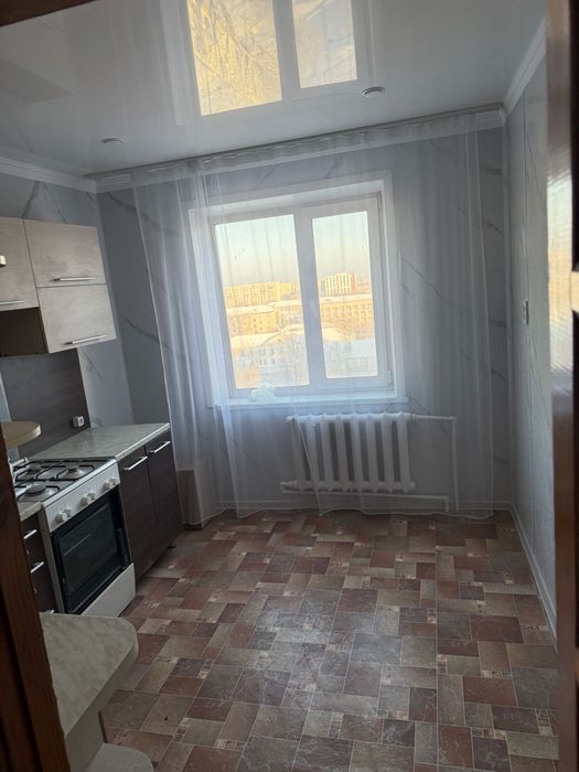 Продам квартиру 4-х комн.