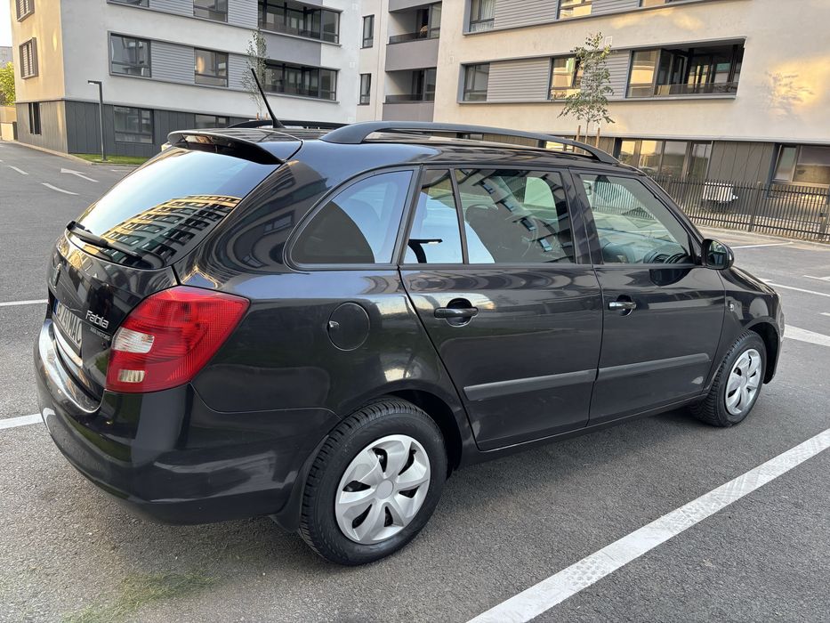 SKODA Fabia 2012 — imagine 4