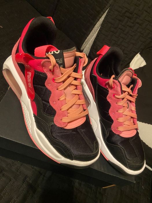 Adidasi Jordan MA2 (GS)