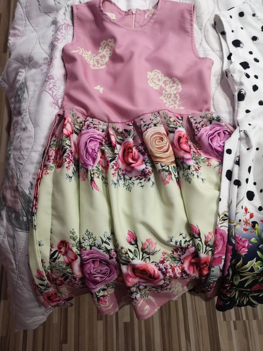 Детски рокли чисто нови