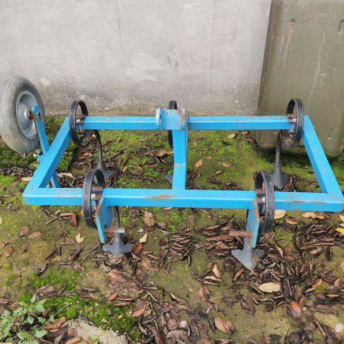 Продавам селскостопанска техника