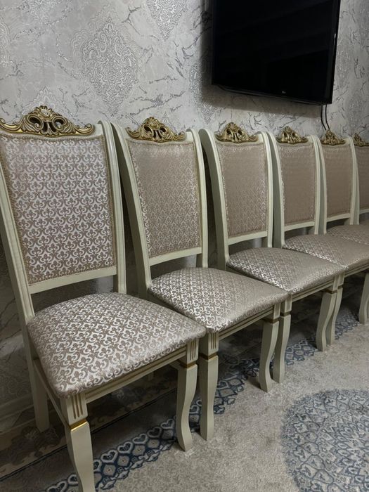 Стулья для гостинной